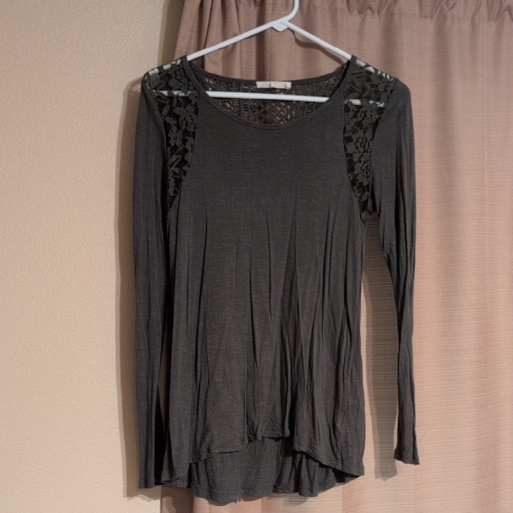Pink Rose Long Sleeve Top Size Small